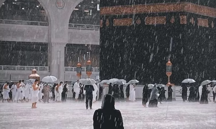Canggih! Arab Saudi Gunakan Teknologi Hujan di Makkah dan Masya'ir Demi Kenyamanan Jamaah Haji
